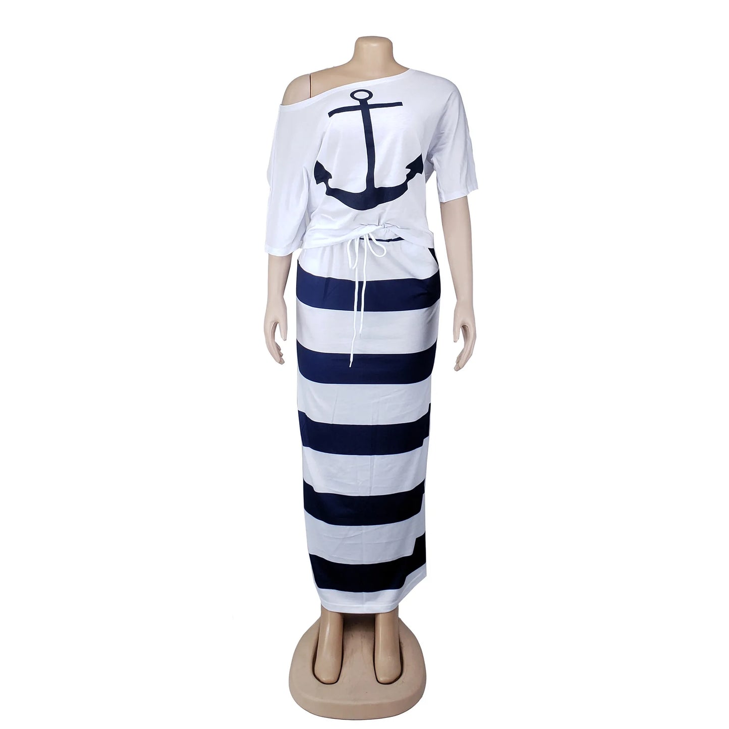 Harbor Luxe: Effortless Elegance in the Anchor Print Set